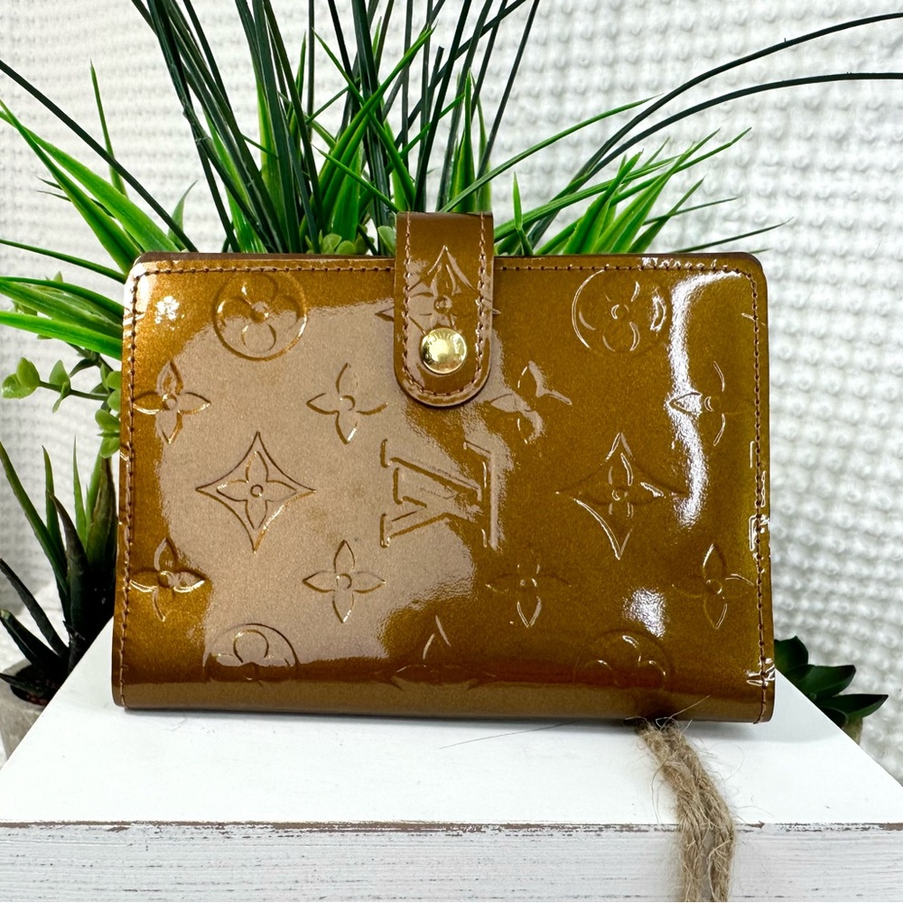 Louis Vuitton Gold Monogram Notebook - Picture 2 of 14